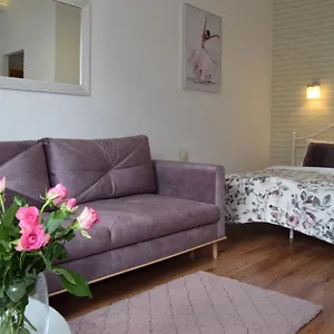 Be My Guest - Krucza Elegant - Rondo De Gaulle'a Center Of Metro Wi-fi Breakfast Varsavia
